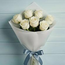 Букет 7 Белых роз Эдлесс Лав в Володарском