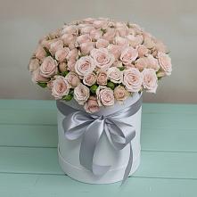 Цветочная композиция из Розы в шляпной коробке в Володарском