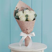 Букет цветов из:  Розы в Володарском