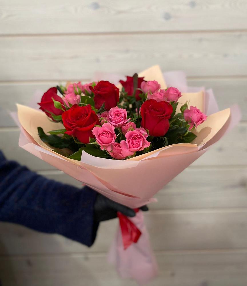 Букет цветов из: Розы в Володарском