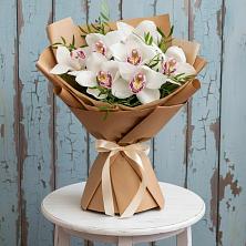 Букет цветов из:  Орхидеи и Розы в Володарском